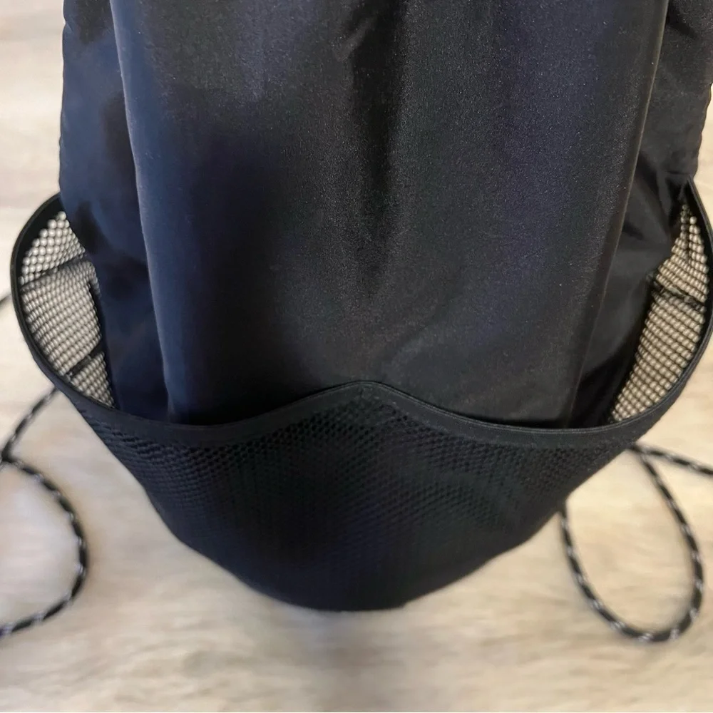 New PINK By VICTORIA’S SECRET Black Padded Drawstring Tote Backpack Circle